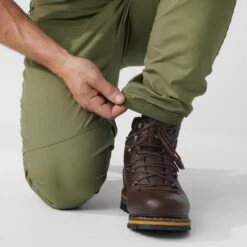 FJÄLLRÄVEN VARDAG TROUSERS M Herren - Freizeithose -Outdoorartikel Geschäft 5637913900 l vardag trousers m fjaellraeven 24